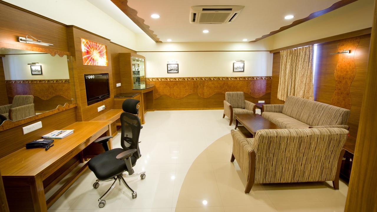 Nala Hotels Nāmakkal Dış mekan fotoğraf