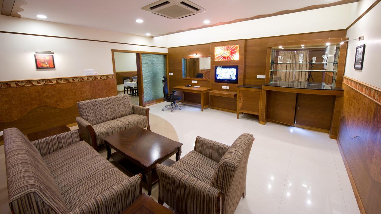 Nala Hotels Nāmakkal Dış mekan fotoğraf