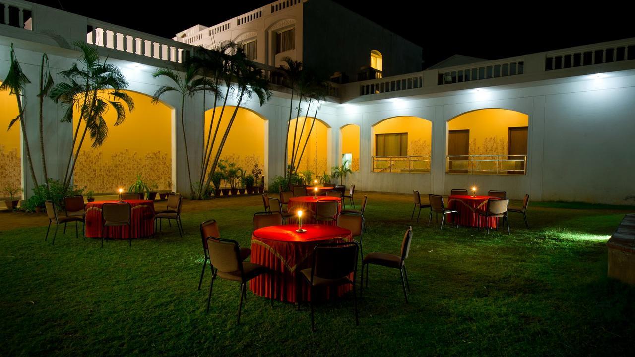Nala Hotels Nāmakkal Dış mekan fotoğraf